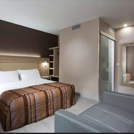 Hotel Des Pavillons Paris